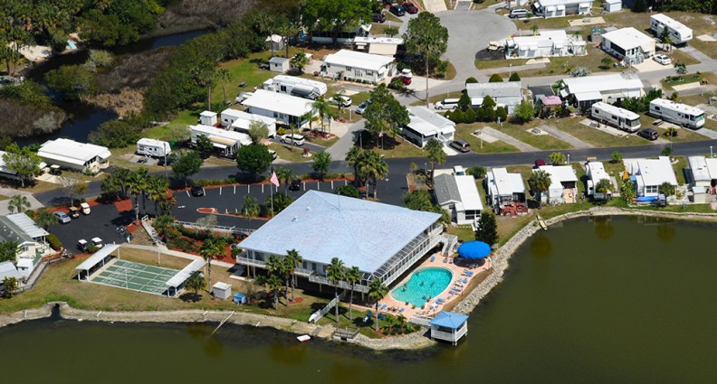 Winter Quarters Manatee — Mobile Homes In Bradenton, FL