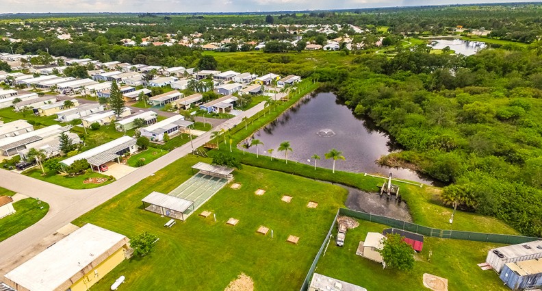 Tropical Palms — Mobile Homes In Punta Gorda, Fl