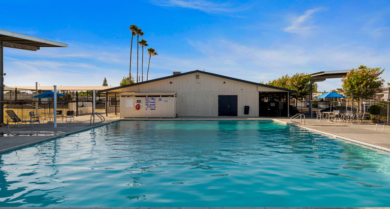 Four Seasons Mobile Homes