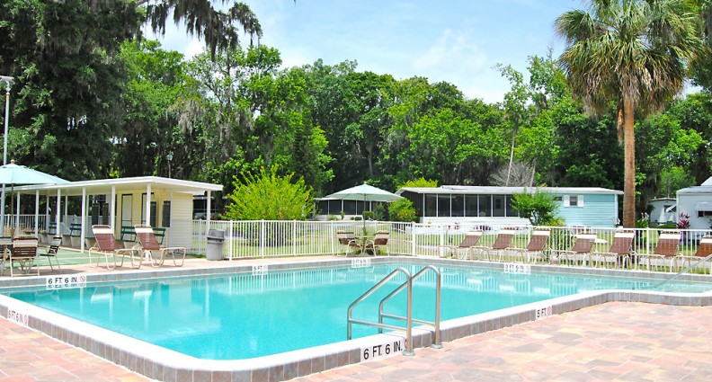 Carriage Cove — Mobile Homes In Daytona Beach, FL