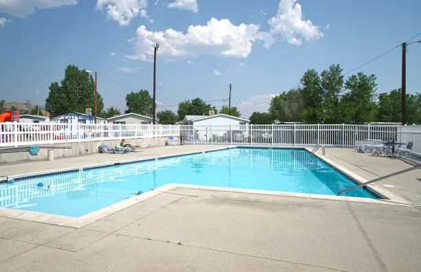 Golden Terrace West main photo