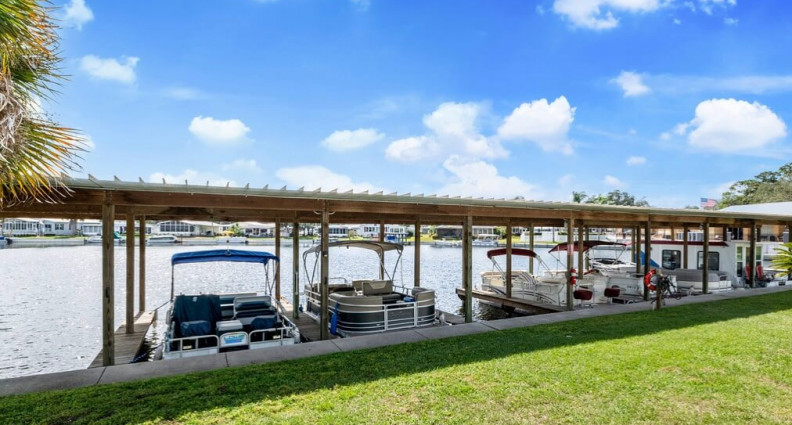 Mid Florida Lakes